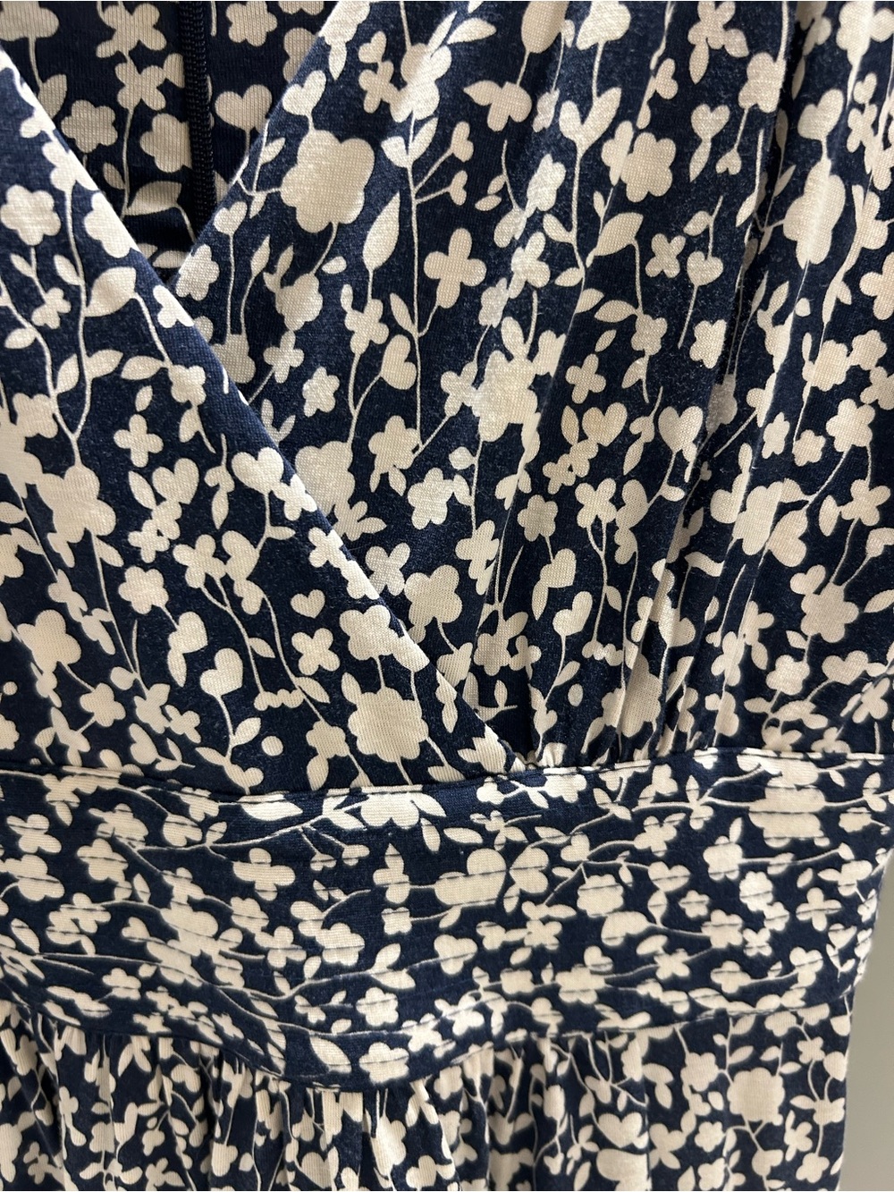 💙 Marc by Marc Jacobs Navy and White Floral Silk & Cotton Blend Knit Midi Dress - Picture 5 of 9